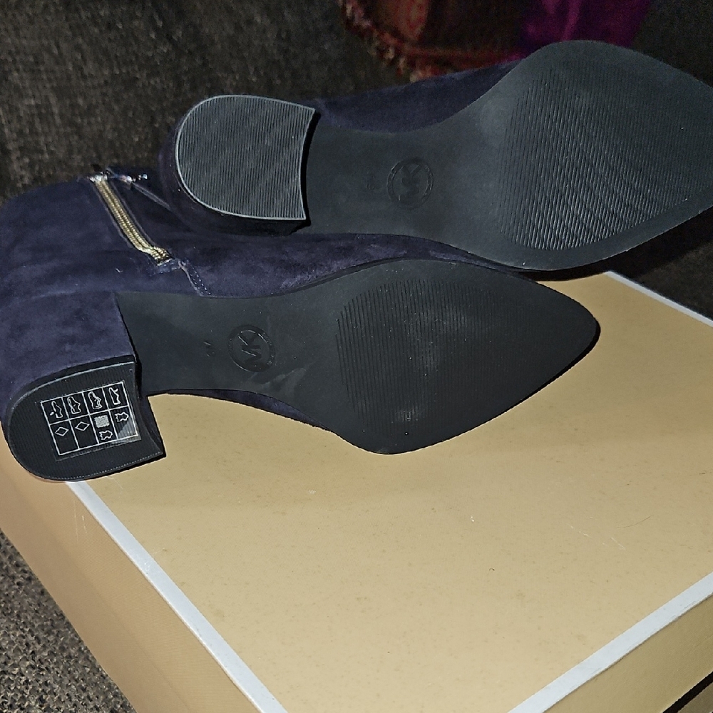 Michael Kors Dark Blue Suede Ankle Boots Called CHARCOAL. - Picture 6 of 8